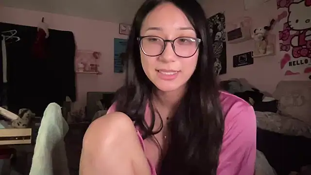 Snapshot of tokyobaby chatting on 12/31/24, 06:16 tokyobaby online show from 12/31/24, 06:16