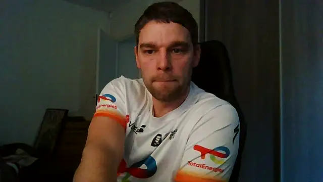 Snapshot of The_big_viking_ chatting on 12/25/24, 11:11 The big viking  online show from 12/25/24, 11:11