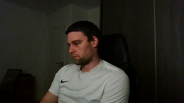 Snapshot of The_big_viking_ chatting on 12/28/24, 09:08 The big viking  online show from 12/28/24, 09:08