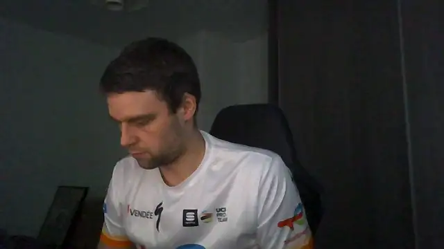 Snapshot of The_big_viking_ chatting on 01/07/25, 12:09 The big viking  online show from 01/07/25, 12:09