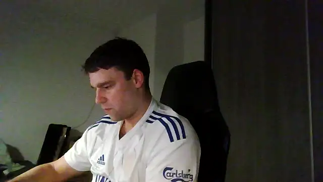 Snapshot of The_big_viking_ chatting on 02/12/25, 04:11 The big viking  online show from 02/12/25, 04:11