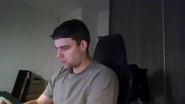 Snapshot of The_big_viking_ chatting on 02/15/25, 12:59 The big viking  online show from 02/15/25, 12:59