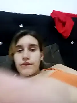 Snapshot of Keidy_rojas1 chatting on 01/28/25, 02:43 Keidy rojas1 online show from 01/28/25, 02:43