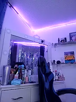 Luna SofiaXX online show from 02/08/25, 11:01