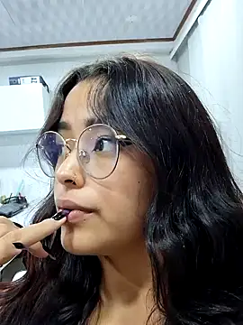 Ariana Pierce online show from 02/06/25, 03:37