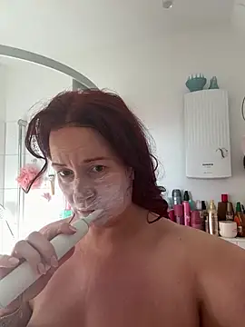 Engel mia online show from 01/11/26, 09:47