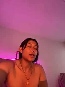 Snapshot of mariana_21x chatting on 01/14/25, 12:56 mariana 21x online show from 01/14/25, 12:56