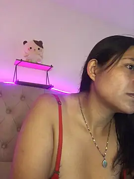 Snapshot of mariana_21x chatting on 01/15/25, 12:58 mariana 21x online show from 01/15/25, 12:58