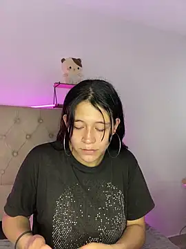 Snapshot of mariana_21x chatting on 02/27/25, 01:07 mariana 21x online show from 02/27/25, 01:07