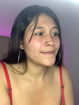 Snapshot of mariana_21x chatting on 03/04/25, 03:59 mariana 21x online show from 03/04/25, 03:59