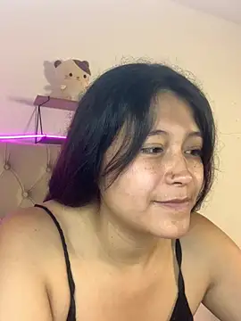 Snapshot of mariana_21x chatting on 03/14/25, 01:24 mariana 21x online show from 03/14/25, 01:24
