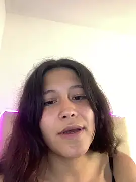 Snapshot of mariana_21x chatting on 03/20/25, 03:58 mariana 21x online show from 03/20/25, 03:58