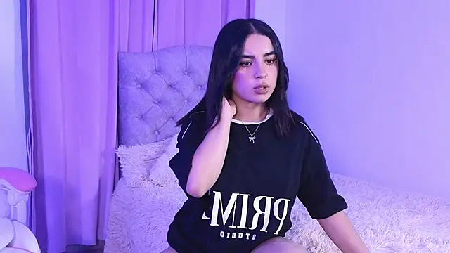 Emily-14 online show from 12/30/24, 05:26