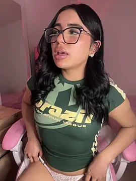 Emily-14 online show from 03/13/26, 06:42