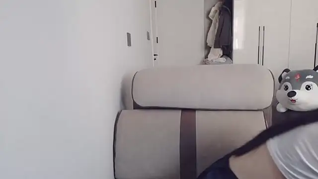 sasa-loves online show from 02/15/25, 02:58