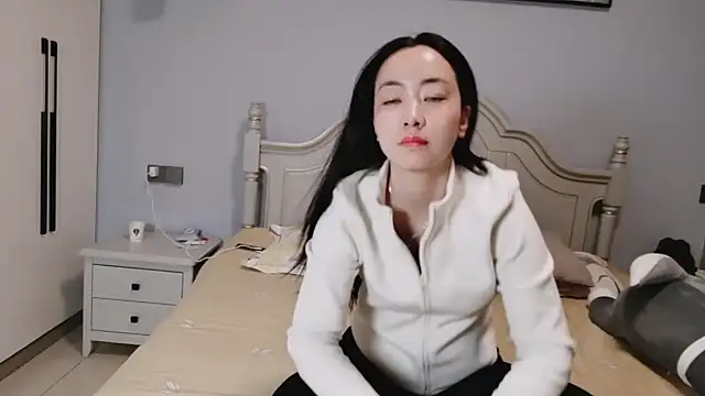 sasa-loves online show from 03/21/25, 02:18