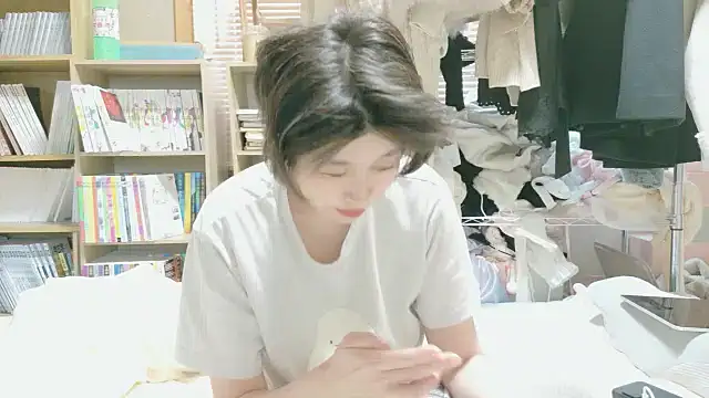 morikawa sayaka online show from 12/13/25, 11:43