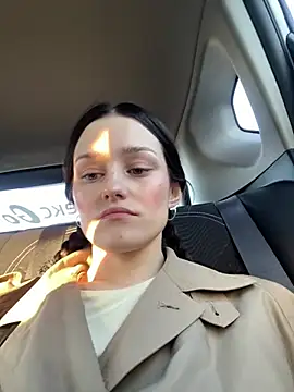 Mia Mia M online show from 04/20/26, 04:10