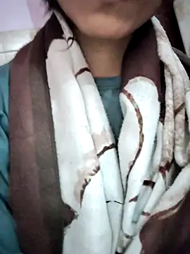 Babby girl08 online show from 10/21/25, 07:42