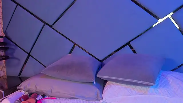 Snapshot of giorgia_13 chatting on 01/14/25, 03:01 giorgia 13 online show from 01/14/25, 03:01