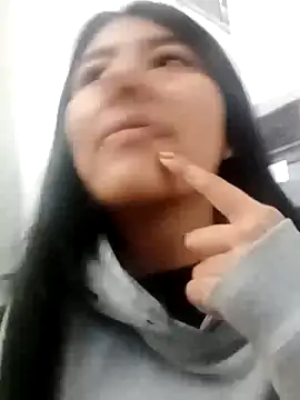 CarlaAlvez online show from 10/20/25, 11:16