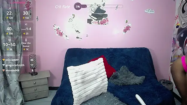 Snapshot of cloe_cooper_ chatting on 01/14/25, 06:56 cloe cooper online show from 01/14/25, 06:56