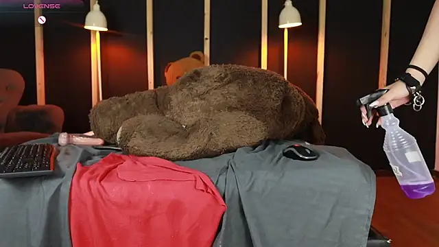 vampy dolll online show from 02/25/25, 09:46