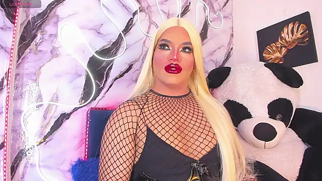 Missisabella  online show from 06/02/26, 12:56