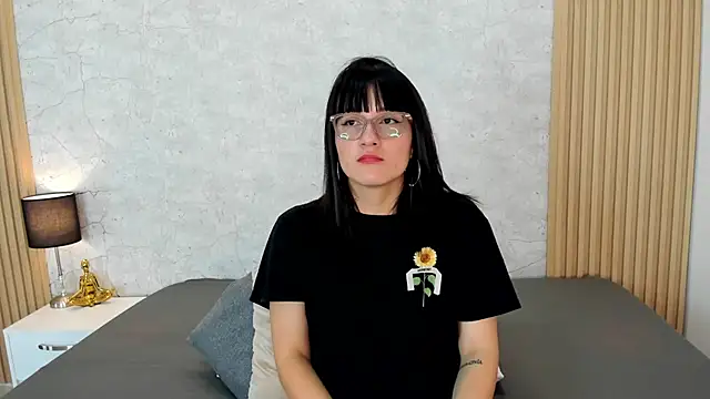 Freyaa   online show from 03/18/25, 09:10