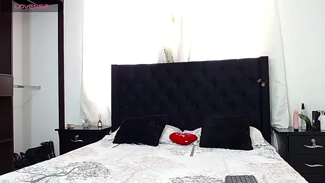 Beautifulkattia online show from 02/23/25, 08:11