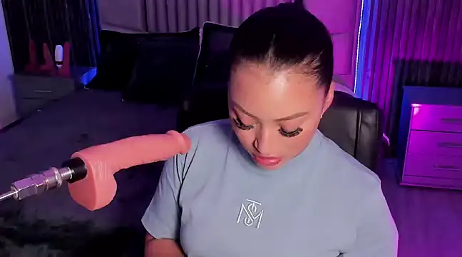 Lillyortiz online show from 01/28/25, 09:29