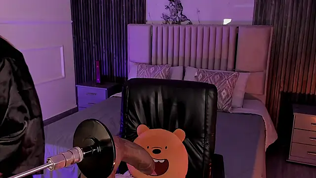 Lillyortiz online show from 03/05/26, 08:16