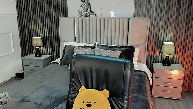Lillyortiz online show from 05/26/26, 07:54