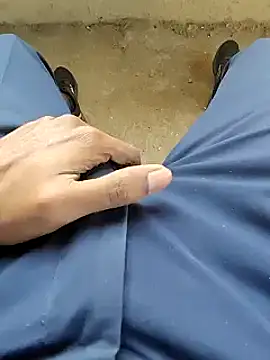 bananadick     online show from 12/17/24, 08:45