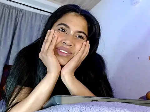 brihanna lena online show from 10/17/25, 08:17