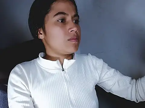 Snapshot of brihanna_lena chatting on 04/30/26, 06:20 brihanna lena online show from 04/30/26, 06:20