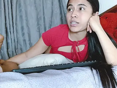 Snapshot of brihanna_lena chatting on 08/06/26, 07:10 brihanna lena online show from 08/06/26, 07:10