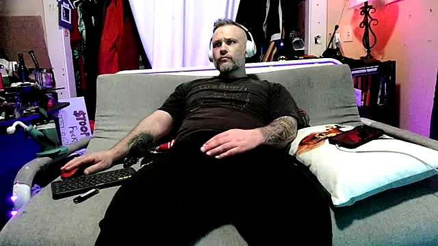 TwoFarty240 online show from 02/15/26, 11:12