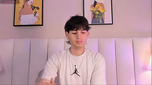 sett and gwen online show from 04/15/26, 05:25