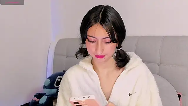 Any Roussee online show from 01/05/25, 11:55