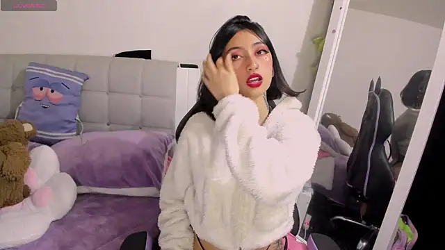 Any Roussee online show from 03/03/25, 12:37