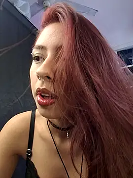 Snapshot of Jazmin-Cerezita chatting on 09/25/25, 07:39 Jazmin-Cerezita online show from 09/25/25, 07:39