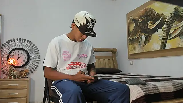 mr stiven  online show from 04/18/26, 03:21