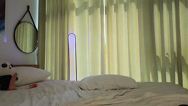 Snapshot of Akina_starr chatting on 01/26/25, 03:27 Akina starr online show from 01/26/25, 03:27