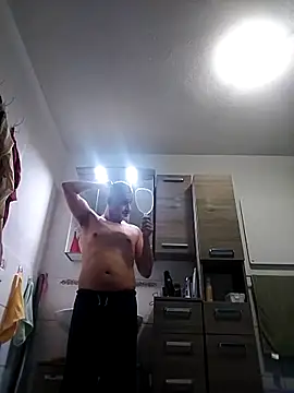 Husoban online show from 12/20/25, 04:14