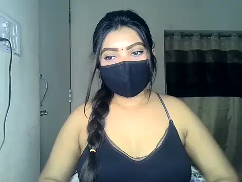 Snapshot of ishi_Beauty chatting on 05/24/26, 05:12 ishi Beauty online show from 05/24/26, 05:12