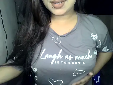 Snapshot of ishi_Beauty chatting on 06/06/26, 06:18 ishi Beauty online show from 06/06/26, 06:18