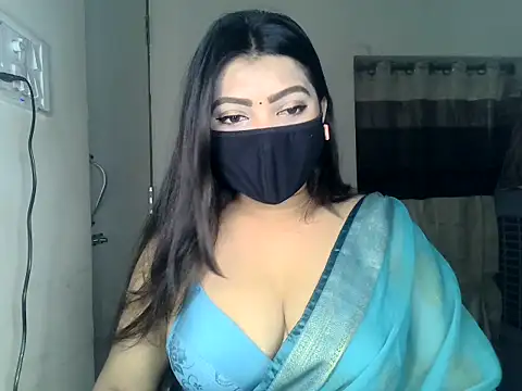 Snapshot of ishi_Beauty chatting on 06/21/26, 04:48 ishi Beauty online show from 06/21/26, 04:48