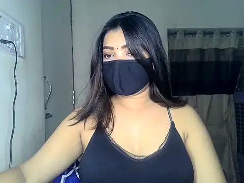 Snapshot of ishi_Beauty chatting on 06/24/26, 04:55 ishi Beauty online show from 06/24/26, 04:55