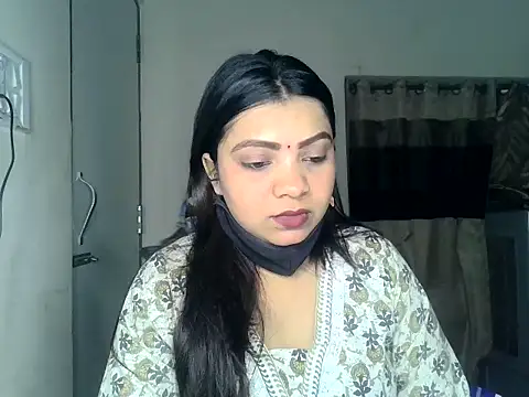 Snapshot of ishi_Beauty chatting on 07/29/26, 07:17 ishi Beauty online show from 07/29/26, 07:17